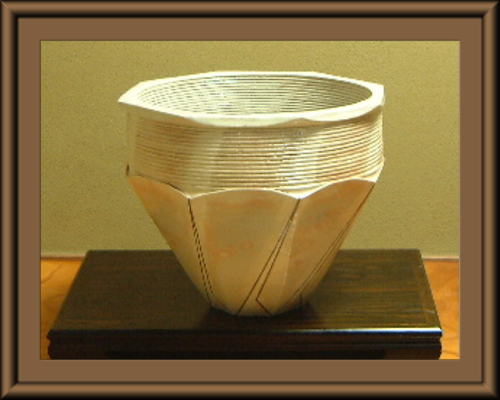 第90回九州・山口陶磁展【萩化粧線紋八角花器】樋口大桂公募展入選作品